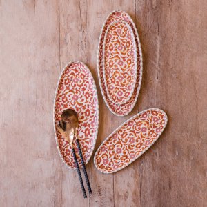 GOLD BLACK HOLLOW PLATE