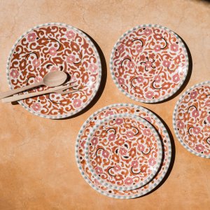 GOLD MULTICOLOR FLOWER PLATE