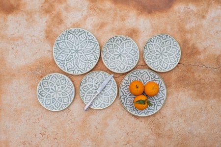 PLATE FASSIA GREEN ALMOND GOLD