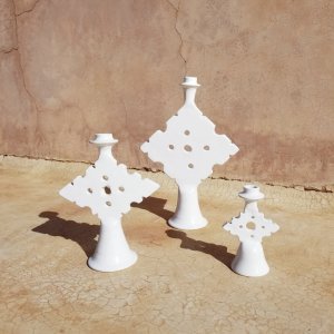 CANDLEHOLDER TADELAKT TRIANGLE WHITE