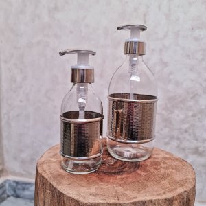 GLASS FOAM GROWS AND MARTELE MIGRELE